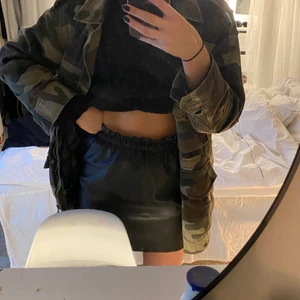 Kjol - Skinnkjol i bra skick🤍