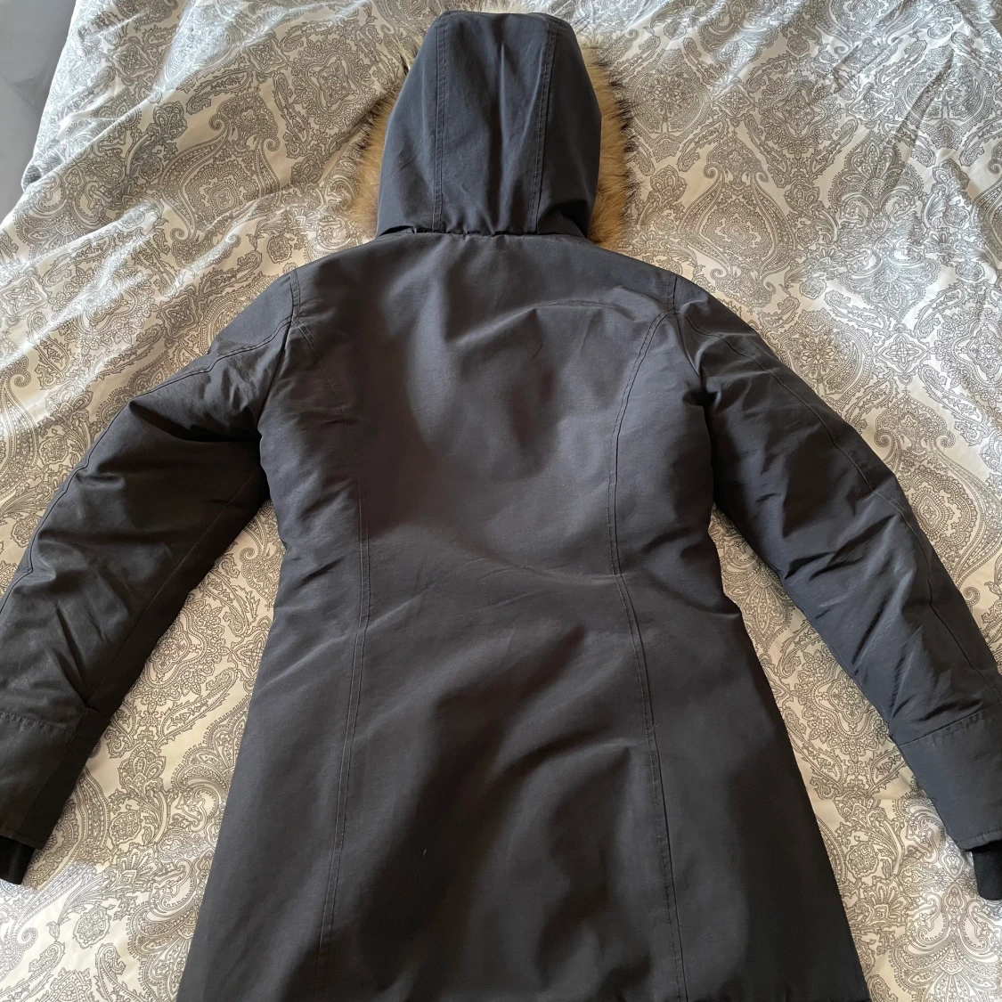 Svart pälsjacka - 90