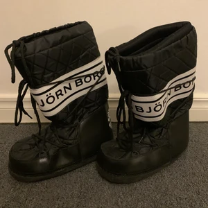 Moon boot - Björn Borg vinterskor , Svarta nyskick inga tydliga defekter  , skriv för fler bilder osv