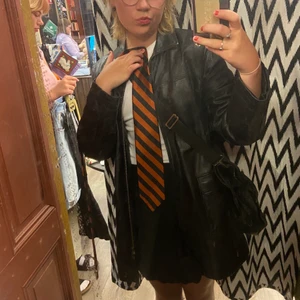 Skinnjacka! - Jättefin jättenajs skinnjacka! Riktigt najs höstkap:)) fraktar elr möts i Malmö!