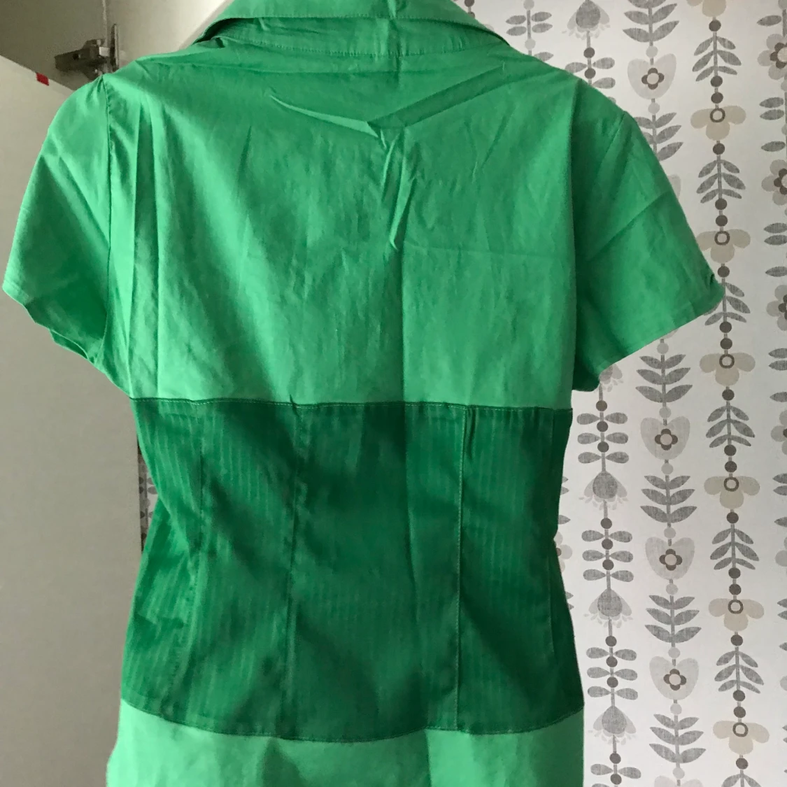 Blus som ny, strl:36 (M) - 90