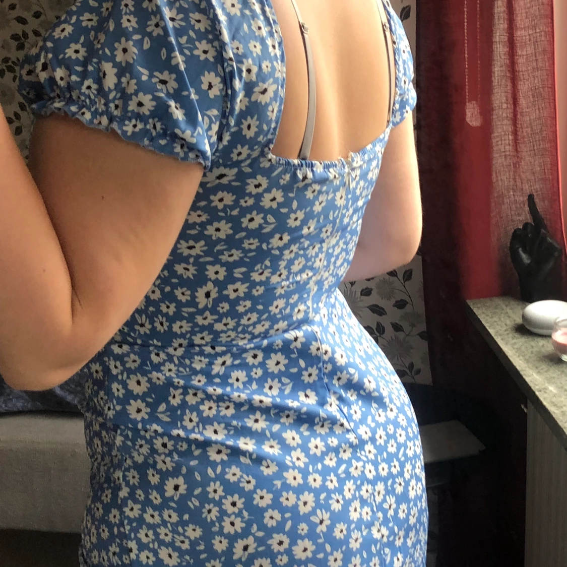 Blå blommig klänning  - 90