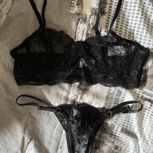 Bralette - råkade beställa två set så är det någon intresserad?😋😋