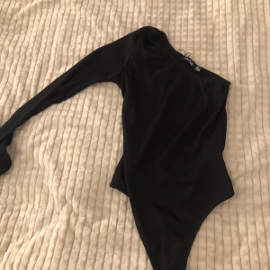 Tröja  - Från Nelly 