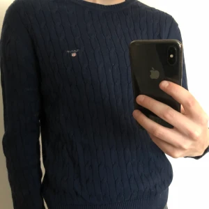 Overshirt från Gant - En overshirt från gant i fint skick. 170cm i storlek men passar XS, kanske S.