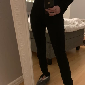 Kostymbyxor Xs - Lånad bild 