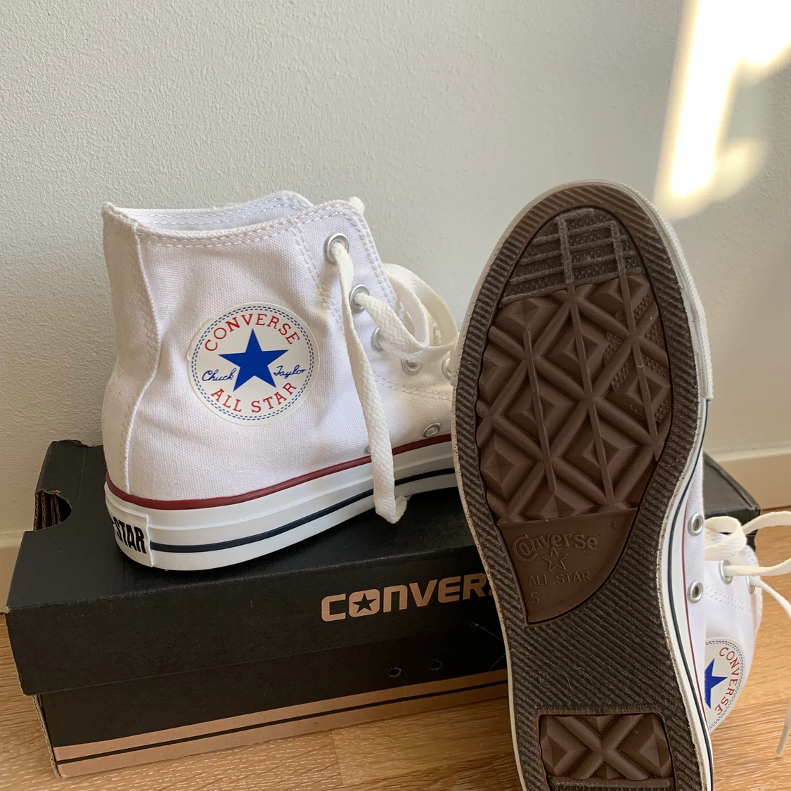 Vita converse