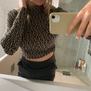 Ginatricot tröja  - Använd få gånger