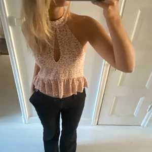 Halterneck linne - Linne ifrån mango