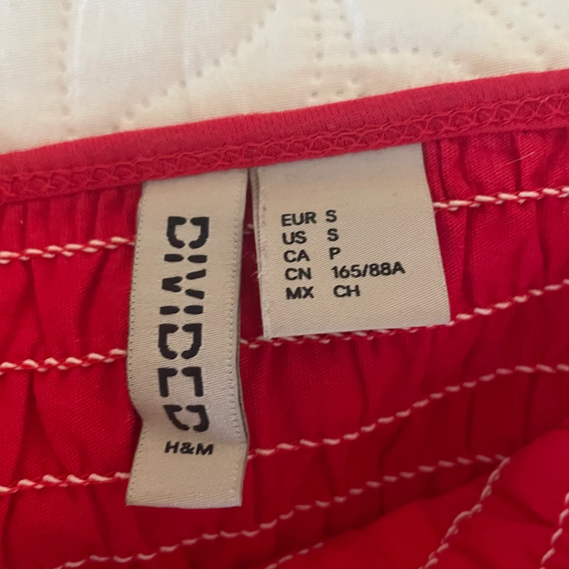 Rött linne från hm - 91