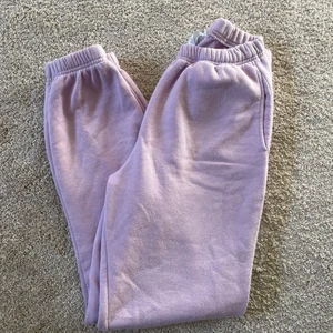 Mjukisbyxor  - Mjukisbyxor från Gina oxå bra skick! Stl xs💕