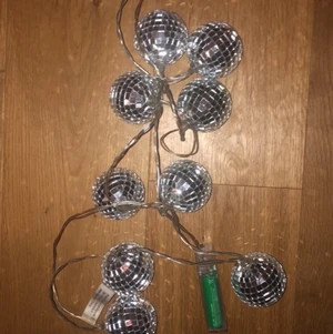 Ljusslinga - Säljer denna fina ljusslinga, vid intresse kontakta mig privat💕