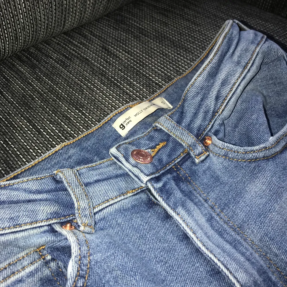 Endast provade! Molly jeans från gina i storlek S☺️. Jeans & Byxor.