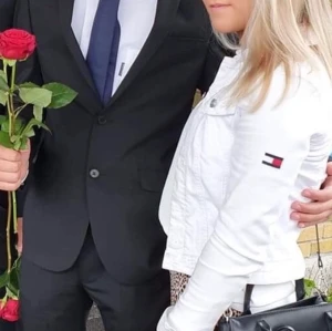  Tommy Hilfiger jeansjacka - Vit Tommy Hilfiger jeansjacka i fint skick