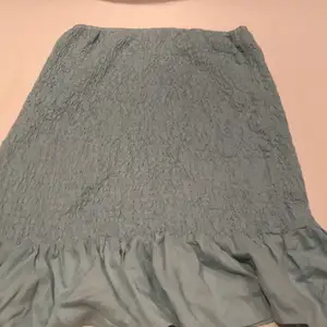 Superfin trendig kjol, andvänd några få gånger bara!superskick