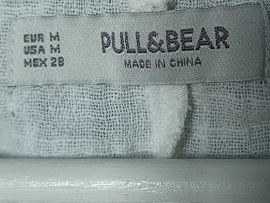 Vit kortärmad skjorta strl M. FRI FRAKT! - 91