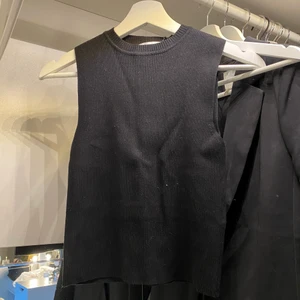 Tröja - Helt nytt super gulligt linne från zara