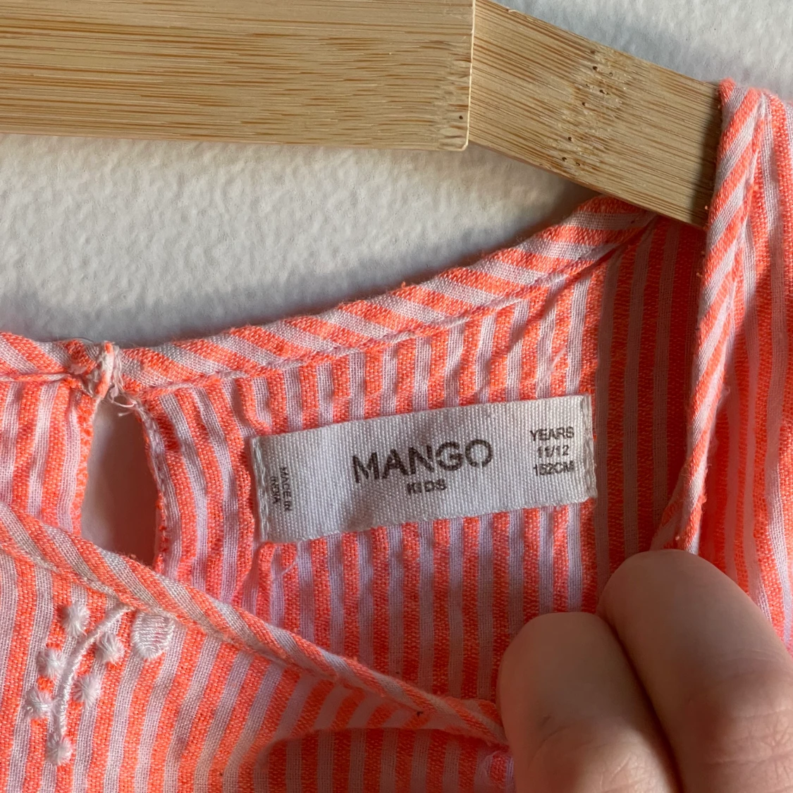 Korall färgad sommar klänning, köpt på Mango. - 91