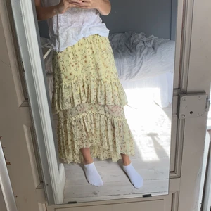 Somrig kjol - Superfin långkjol från H&M, perfekt till sommaren! 