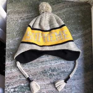 Supreme M - Nice condition