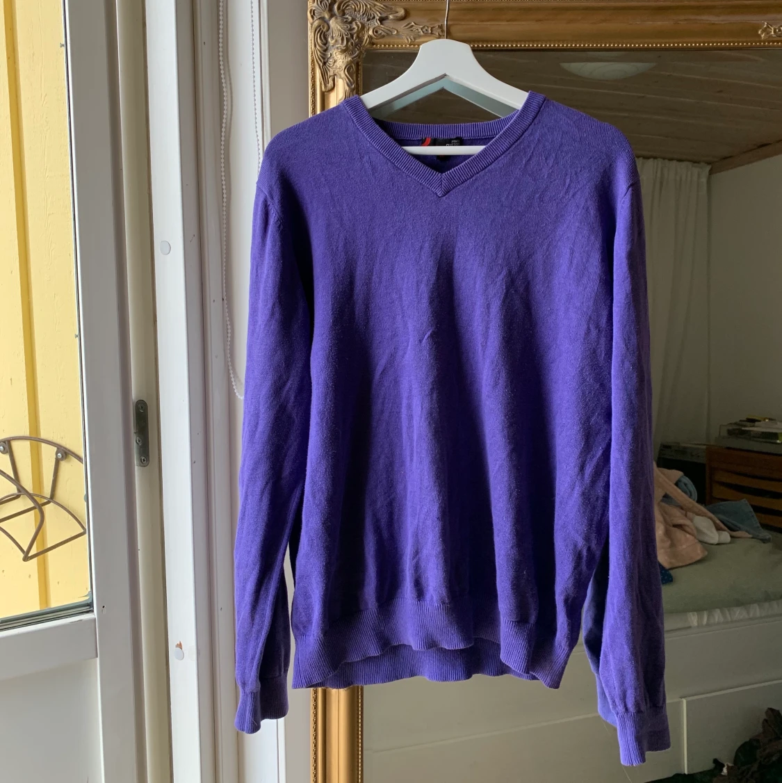 Lila tröja