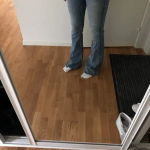 Jeans - Snygga zara jeans storlek 36💕