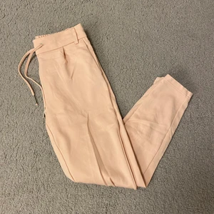 Kostymbyxor  - Kostymbyxor med stretchigt material 