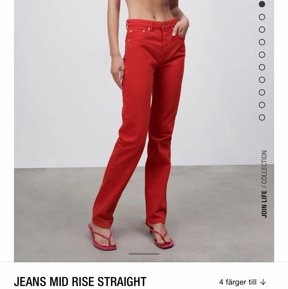 Röda mid rise jeans - Zara | Plick Second Hand