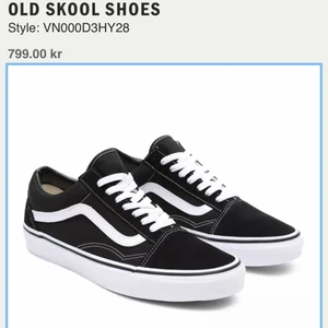 Vans skor - Jag säljer nu mina skor från vans som inte har kommit till användning på ett tag och därav valde jag att sälja dessa. Modellen heter old skool och är köpta för 799kr. Pris kan diskuteras vid snabb affär. Egna bilder kan även skickas vid önskemål av de 