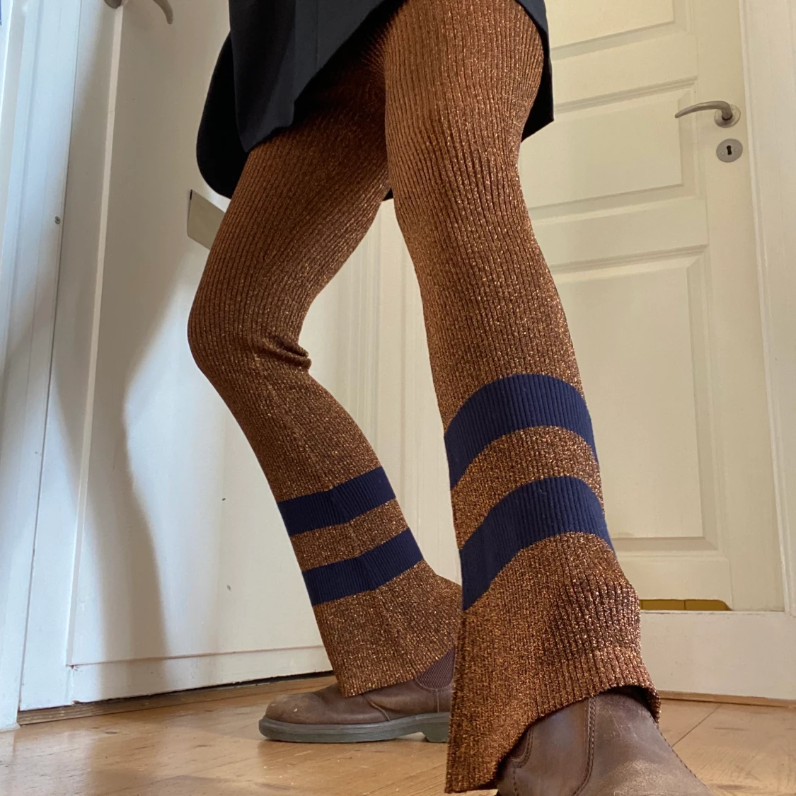 Beautiful glitter pants S - 90