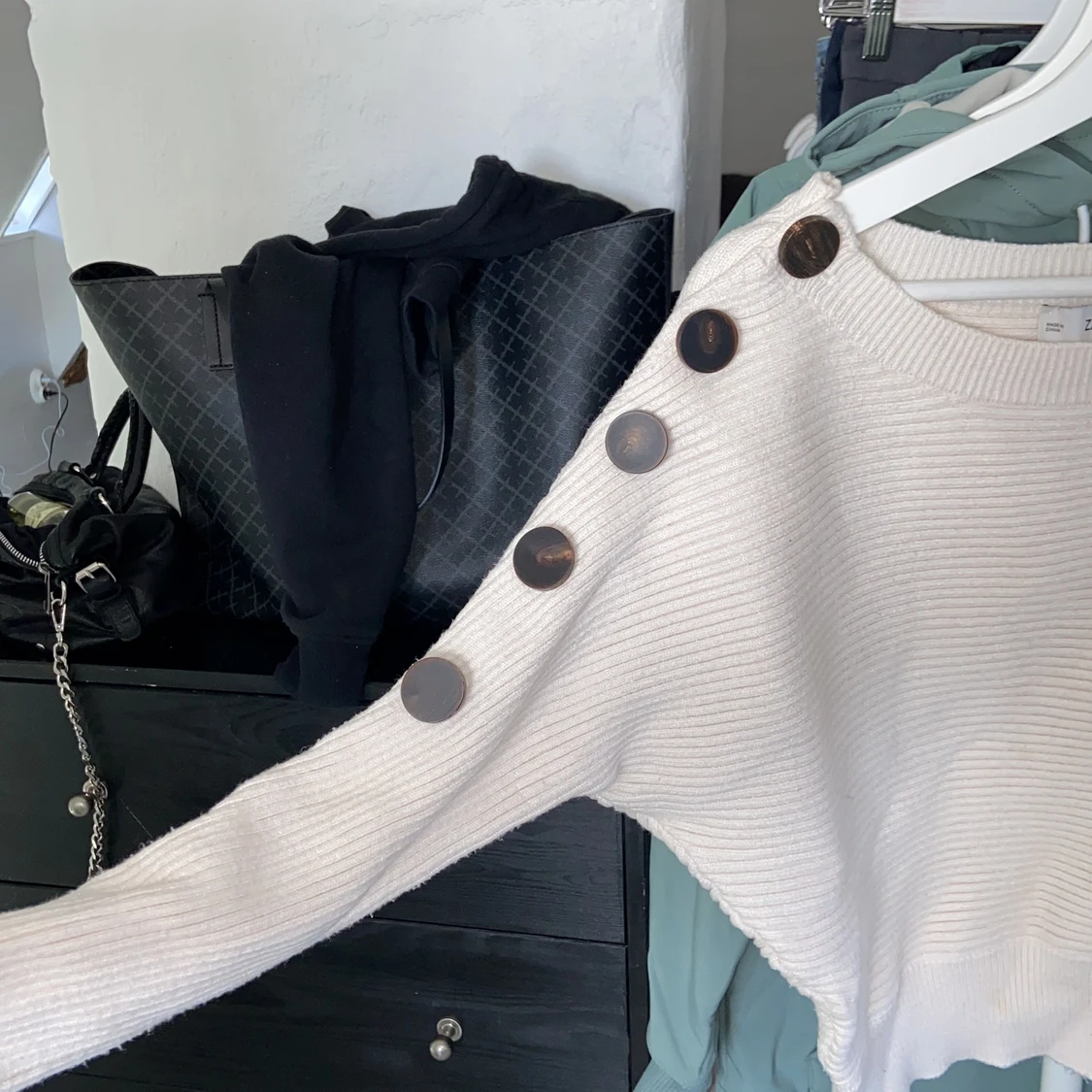 Beige Zara tröja  - 90