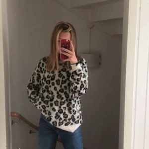 Lindex - Har precis köpt denna tröja från lindex❤️🥥 är som storlek s🥥