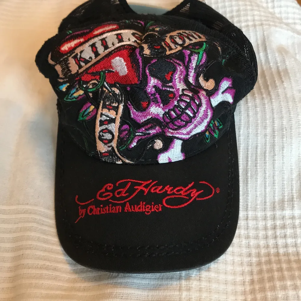 Svincool och trendig vintage Ed Hardy keps❤️❤️Skriv för mer bilder. Accessoarer.