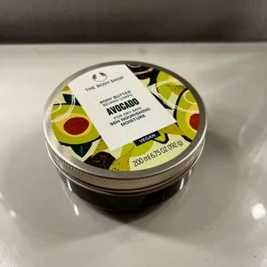 The body shop  - The body shop body butter använd 1 gång, frakt tillkommer på 51-57kr 