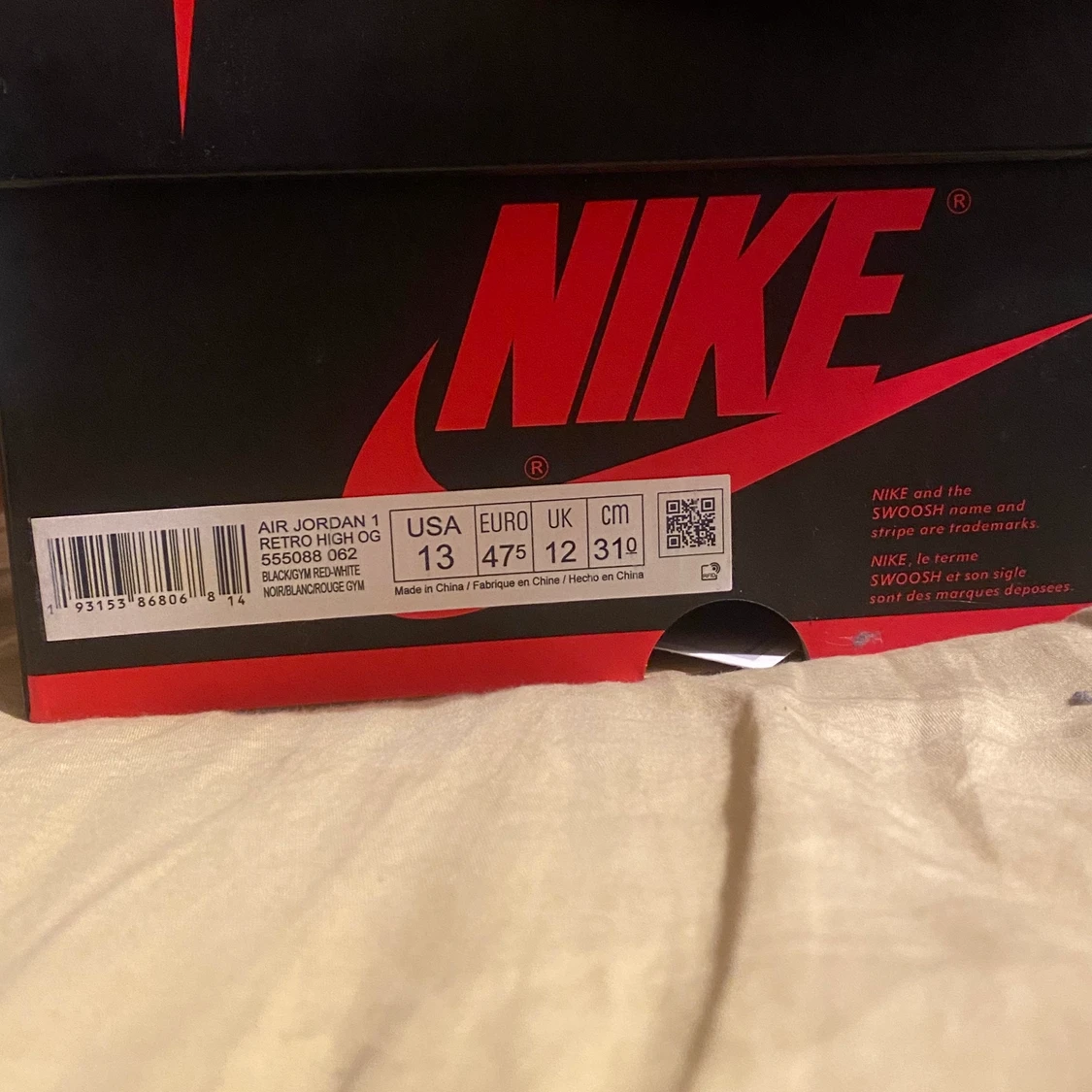 Air Jordan 1 Retro High Bloodline - 91