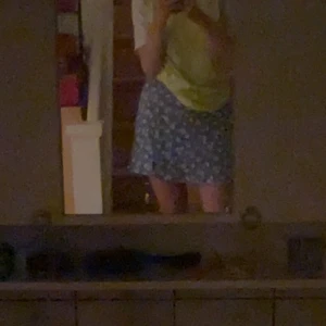 Kjol  - Somrig kjol från hollister💓💓Tveka inte vid frågor