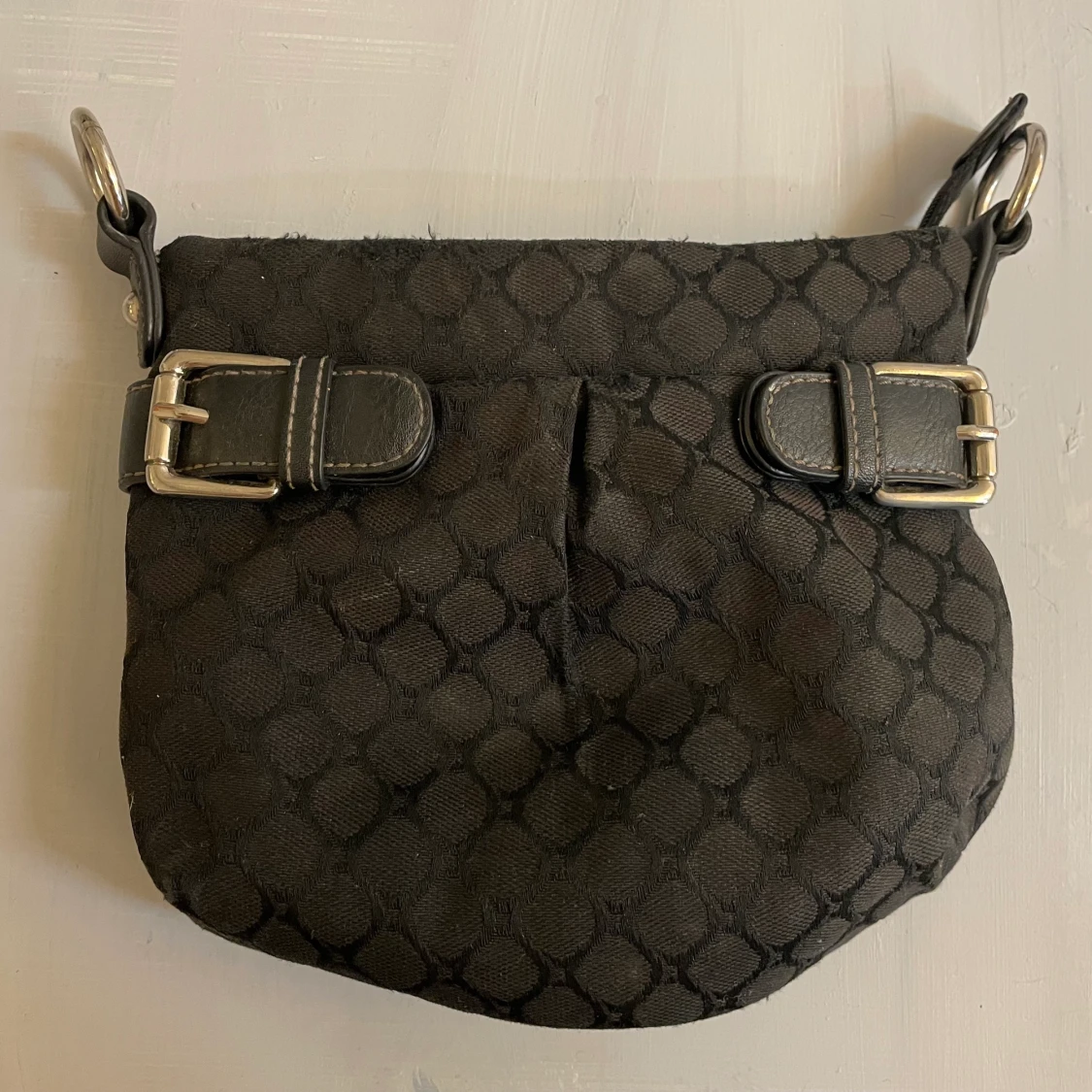 Liten supersnygg 90-talsväska