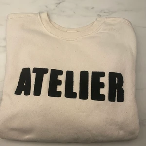 Sweatshirt  - Snygg sweatshirt slutsåld i butik