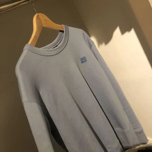 Acne sweatshirt - Acne sweatshirt, inga defekter och nästintill oanvänd dvs bra skick💕