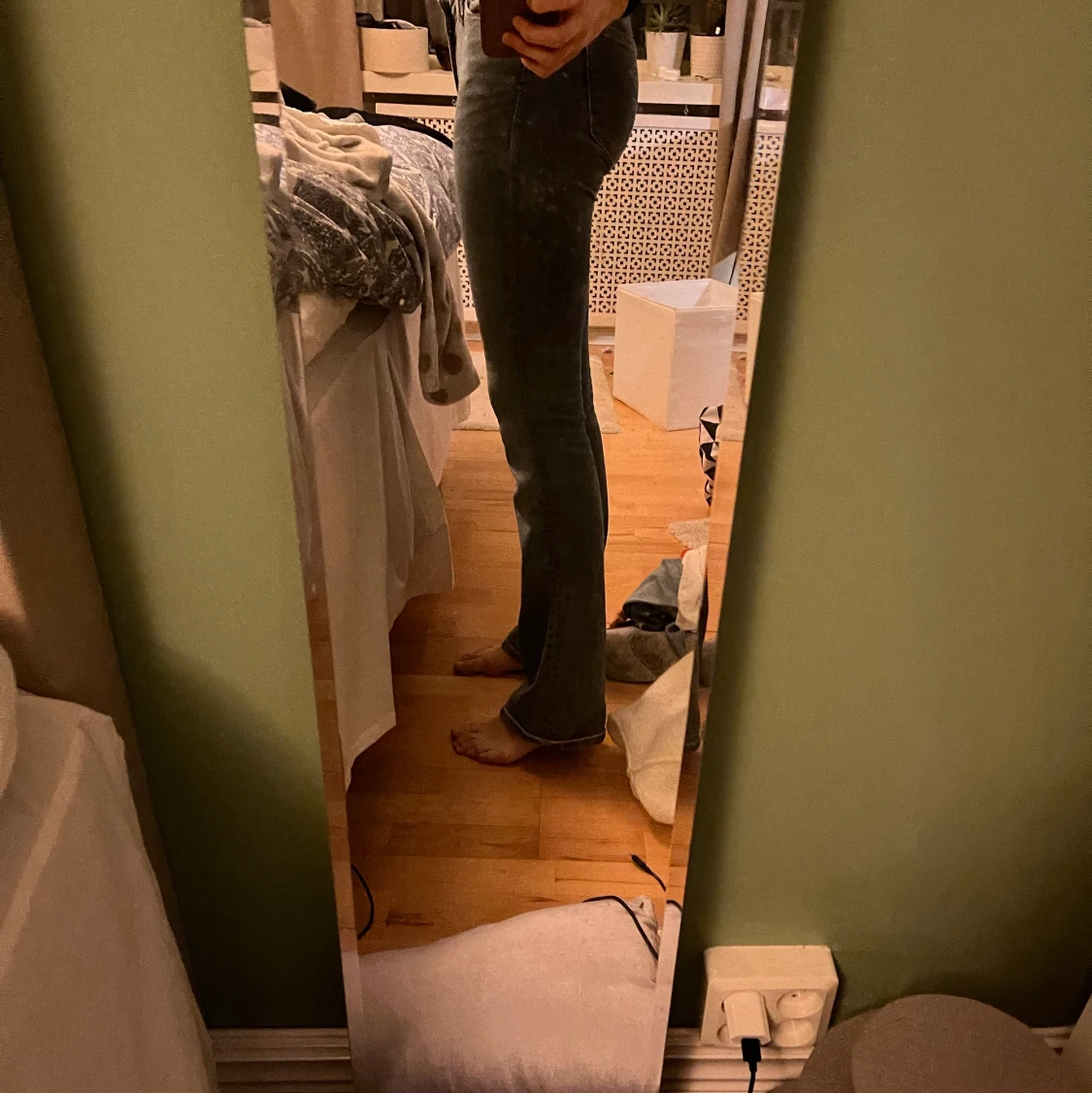 Lågmidjade bootcut jeans från Crocker - 91