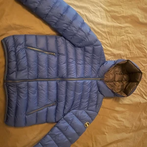 Colmar jacka herr - Blå Colmar jacka storlek 48! Nästan helt ny. Inga märken eller fläckar 