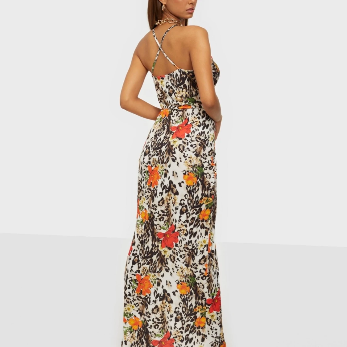 Klänning från Nelly strl S - 90