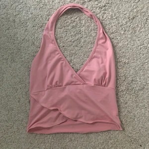 Rosa topp shein  - Denna toppen köpte jag i somras knabbt använt❤️