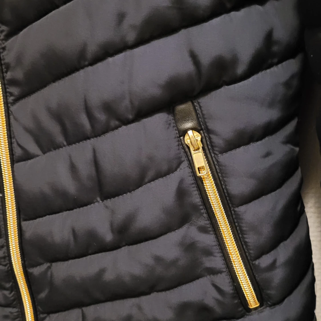 B-Young jacka st.36 - 90