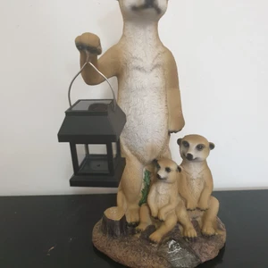 Fin sak - Den är helt ny köpt. Och lampan lyser när det är mörkt, example på natten lyser lampan. Men ni kan stänga av så att den inte lyser.