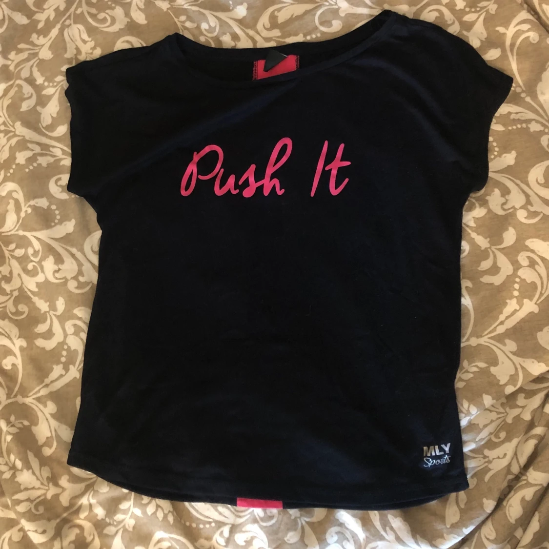 T-shirt✨ - 90
