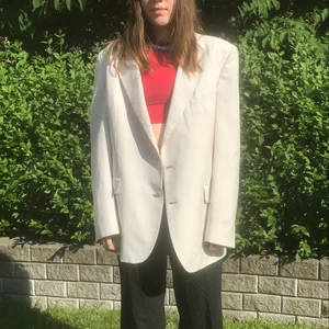 Sommrig Kavaj  - Sommrig kavaj från Tiger of Sweden! Vintage men som ny💐 skriv om ni har frågor!  