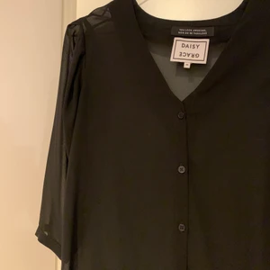 Daisy Grace blus  - Storlek XS men passar även S 
