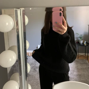 Tjocktröja -  Knappt använd!