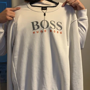 Boss Hugo Boss - Storlek L men passar som M, använd max 4-5 gånger